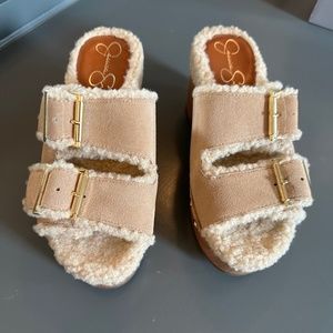 JESSICA SIMPSON Cyriss Faux Shearling Platform Slide, SIZE 6.5 M/7